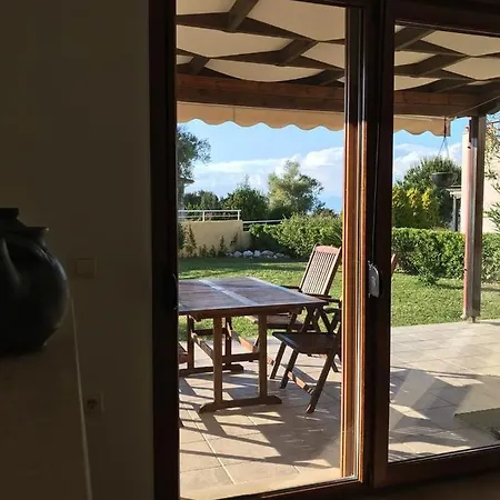 Dimitrios Villa Kriopigi